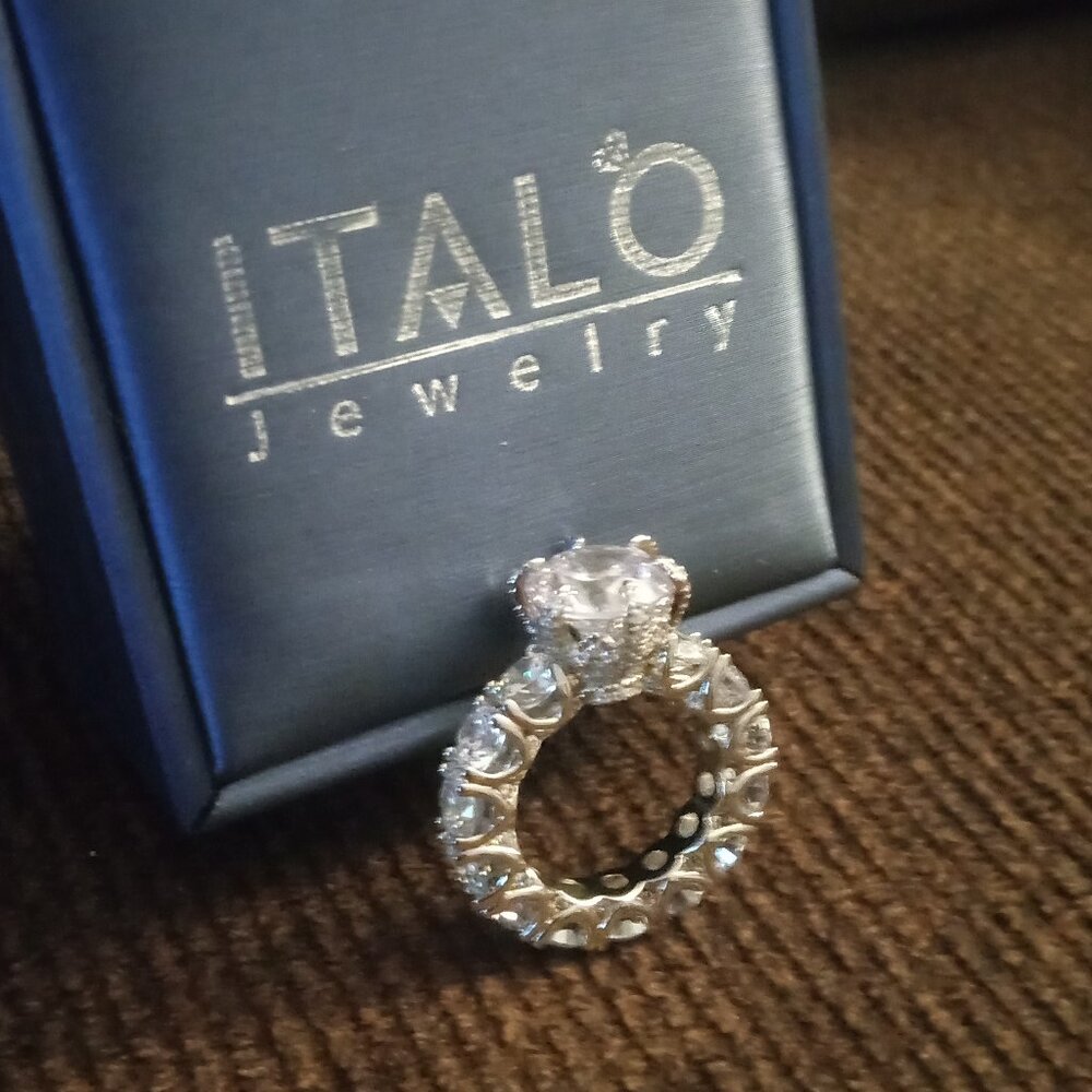 Italo Sapphire ring